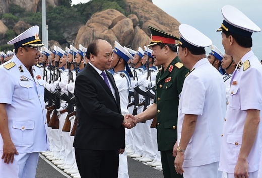 thu tuong du le thuong co 2 tau ngam kilo