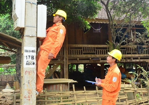 evn de nghi xu ly hinh su 25 vu trom cap dien