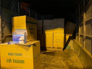 Quản lý thị trường vẫn căng mình chống đầu cơ, buôn lậu thiết bị phòng dịch Covid-19