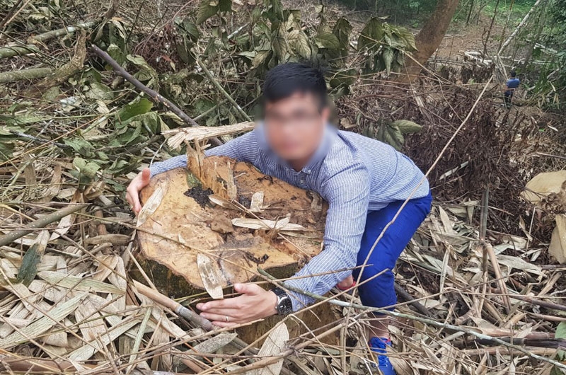 Bộ TNMT kiểm tra việc chấp hành pháp luật trong khai thác khoáng sản tại Phú Thọ Bộ TN&MT kiểm tra việc chấp hành pháp luật trong khai thác khoáng sản tại Phú Thọ