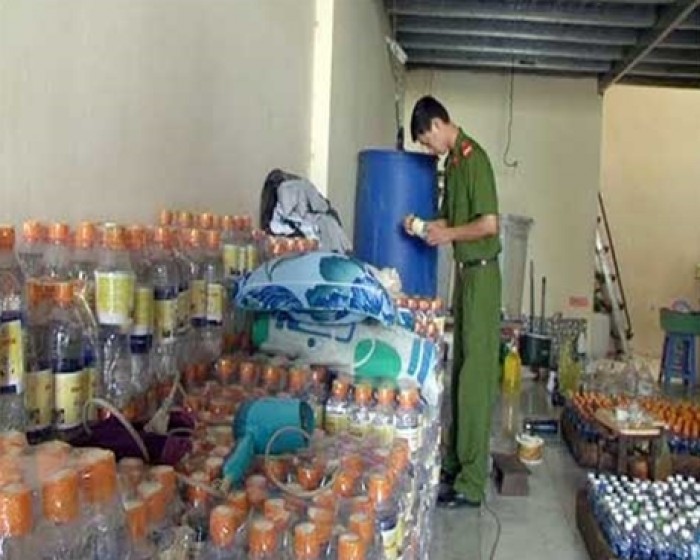 Kinh hoàng dùng axít để sản xuất giấm ăn kinh hoang lay a xit de san xuat giam