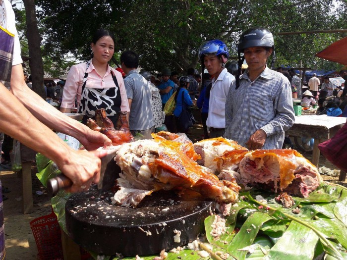 Lễ hội 'hóa kiếp lão trư' ở Lạng Sơn le hoi hoa kiep lao tru o lang son