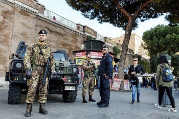 Nghi có bom trước trận chung kết Champions League