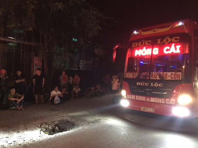 quang ninh phat hien xe khach 40 cho nhoi nhet 70 nguoi