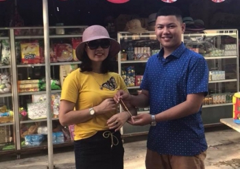 Nhặt được 5 chỉ vàng, nam sinh lớp 10 tức tốc tìm người đánh rơi trả lại