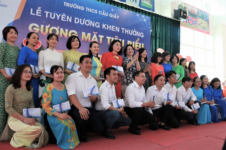 Ngôi trường có bộ sưu tập huy chương 'khủng' ở Hà Nội