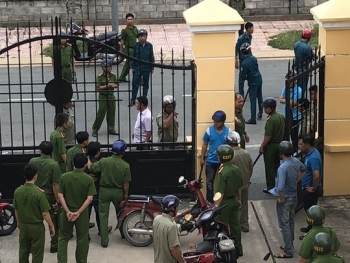 Kiểm sát viên và phóng viên bị hành hung ngay tại tòa