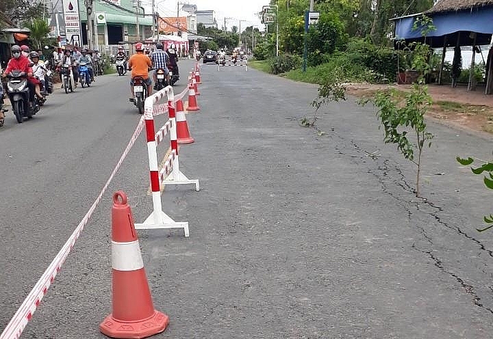 cong dien khan yeu cau khac phuc tinh trang nut mat duong o an giang