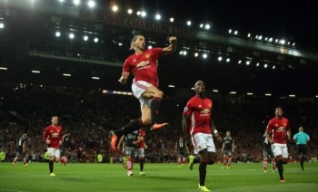 Đừng bảo Ibrahimovic GIÀ!