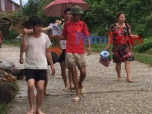 kinh hoang loi khai cua doc phu nem con moi de