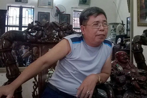 Người nhà nam thanh niên 