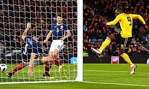 hazard va lukaku ghi ban bi de bep scotland