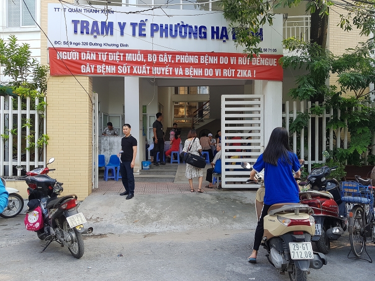 ha noi nguoi dan un un kham suc khoe sau vu chay cong ty rang dong