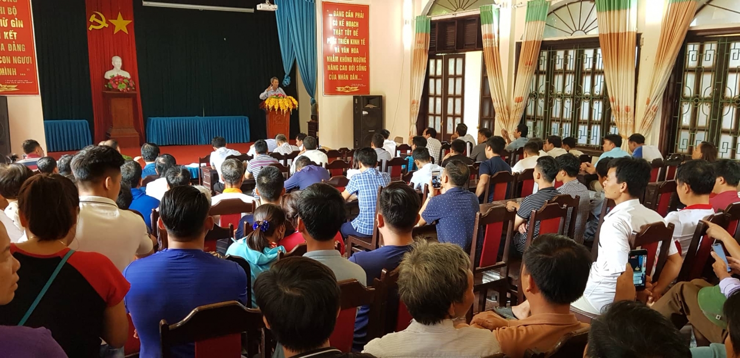 phu tho nguoi dan de nghi chuyen viec ban dien tu htx ve nganh dien