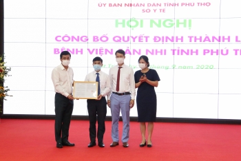 Công bố quyết định thành lập Bệnh viện Sản Nhi Phú Thọ