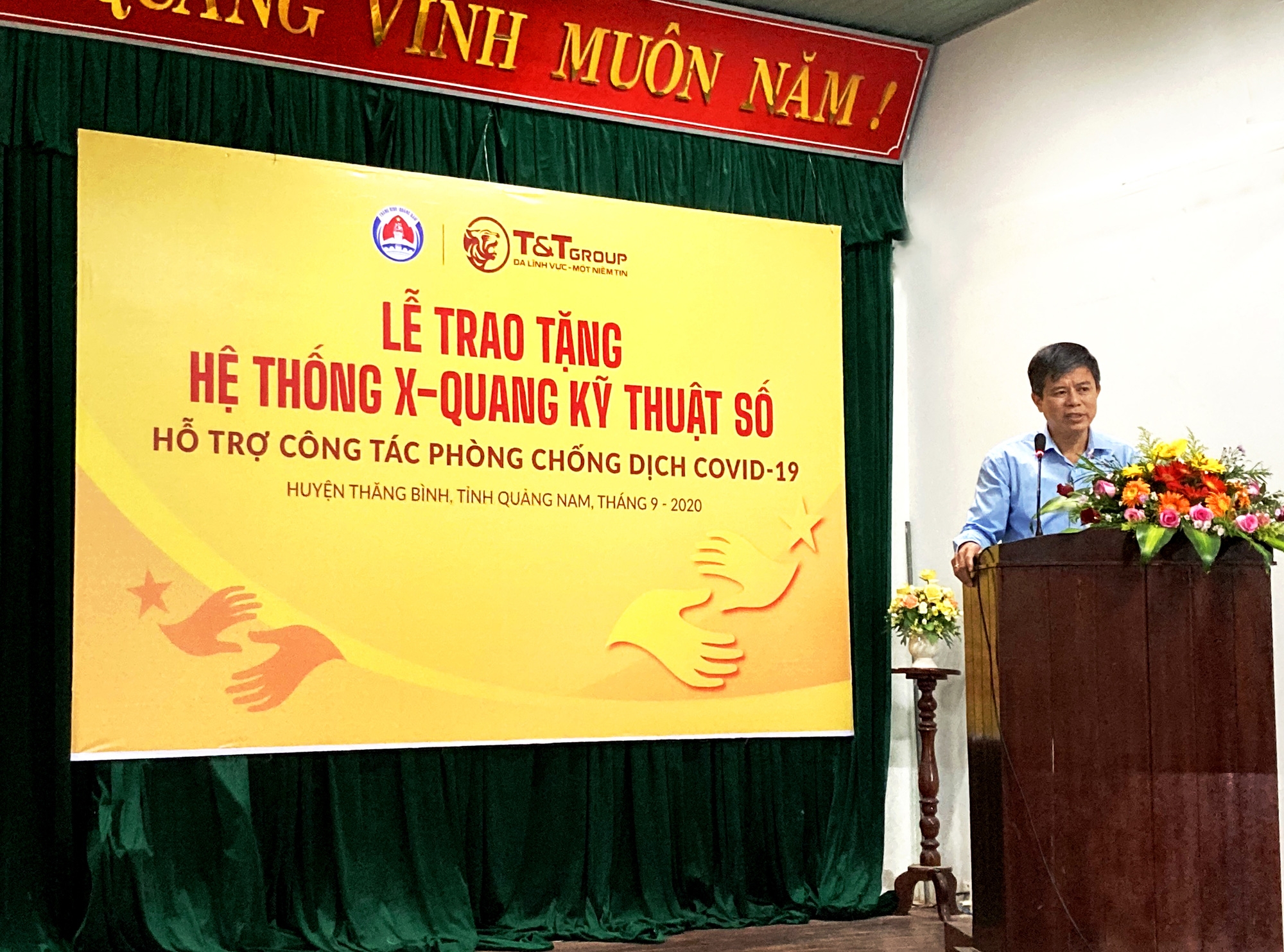 Tập đoàn T&amp;T Group trao tặng hệ thống X Quang kỹ thuật số hỗ trợ cho huyện Thăng Bình (tỉnh Quảng Nam) phòng chống dịch Covid-19