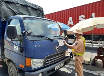 Chuẩn bị kịch bản khôi phục hoạt động vận tải sau giãn cách tại các địa phương