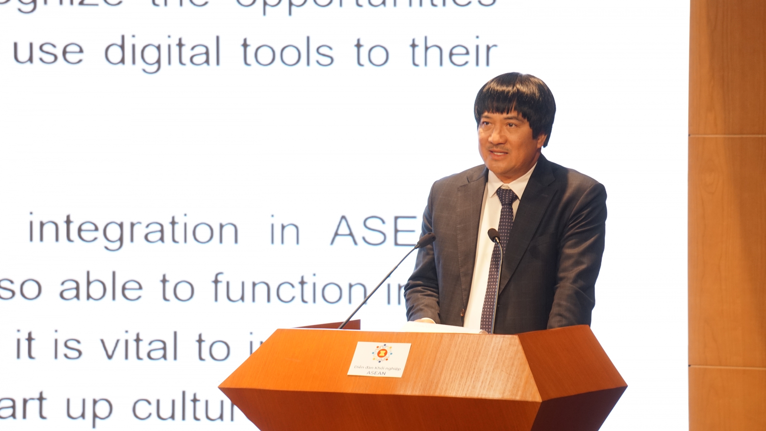 asean-la-nen-kinh-te-lon-nhung-nang-luc-ve-phat-trien-kinh-te-so-con-han-che