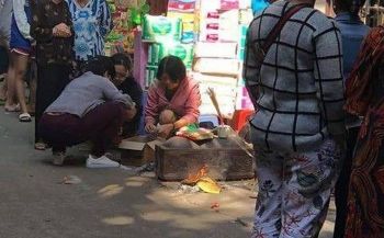 Hà Nội: Phát hiện thi thể trẻ sơ sinh trong thùng rác