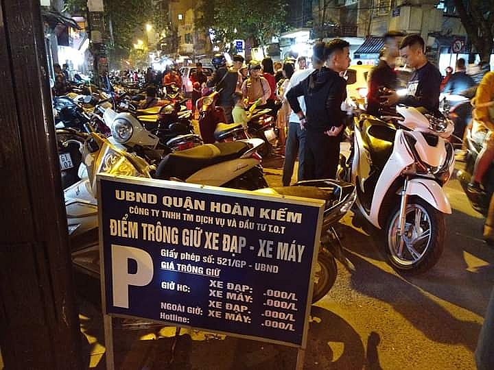 ha noi diem trong xe o pho di bo thu tien ve sai quy dinh