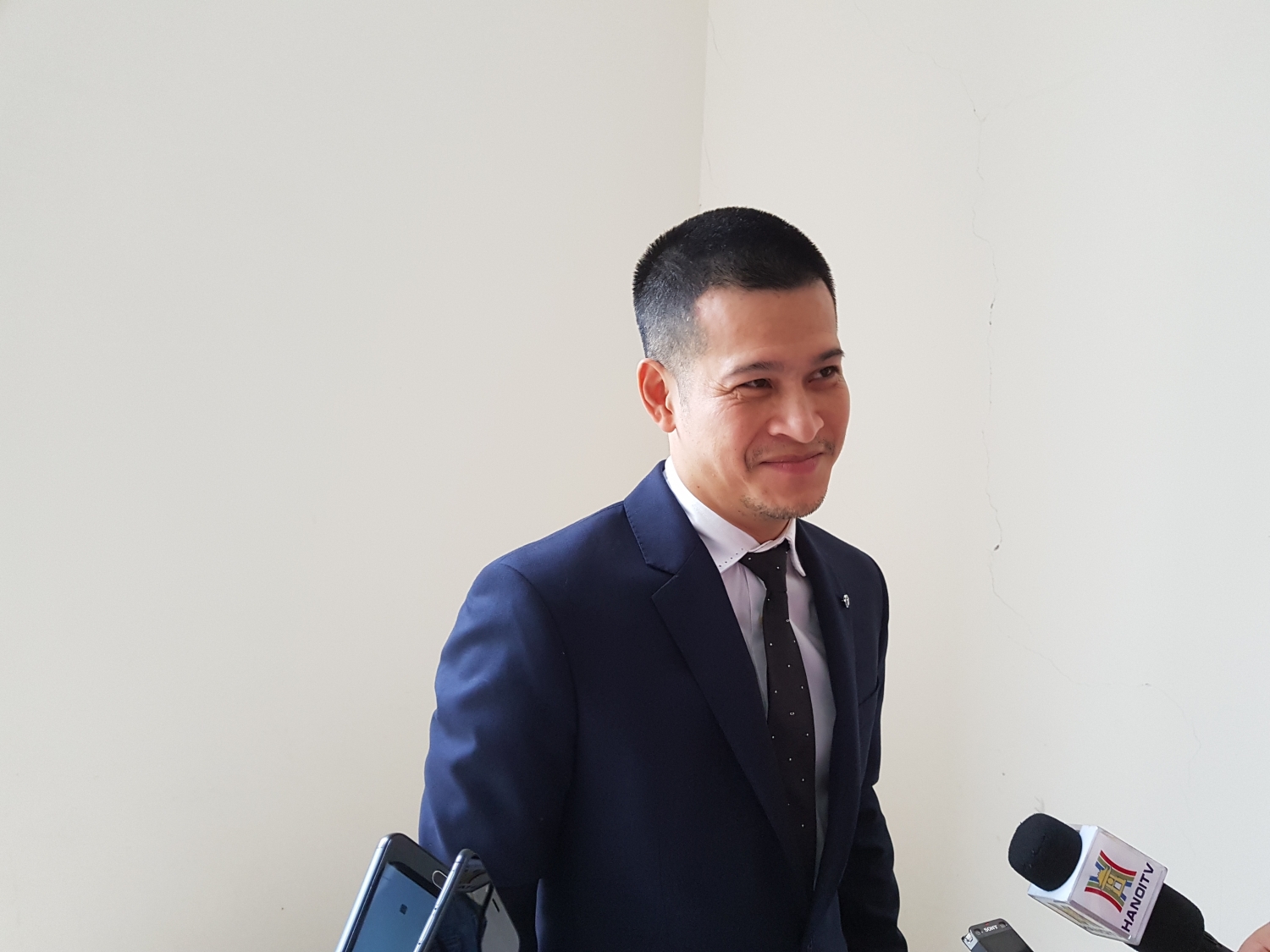 tam dung xet xu vu tranh chap ban quyen vo dien ngay xua