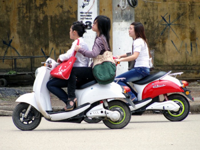 Hiểu đúng về việc cấm xe máy đi quá 40km/h