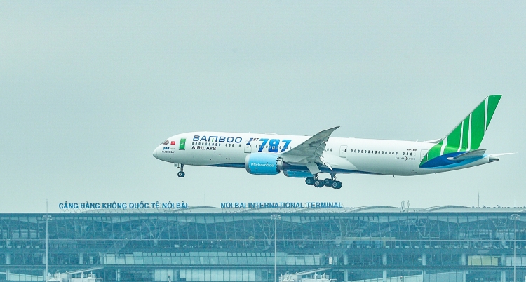 can canh boeing 787 9 dreamliner ha long bay may bay than rong cua bamboo airways