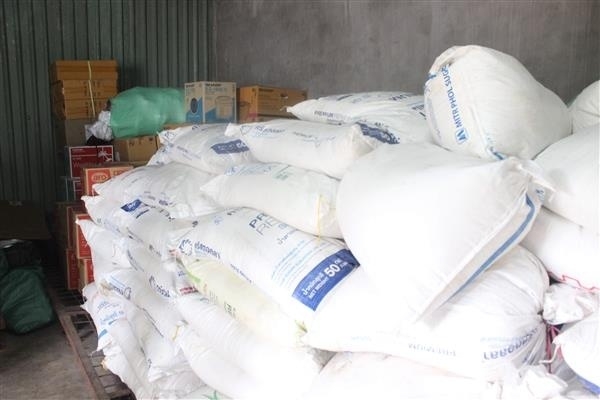 Quảng Trị: Thu giữ 2,4 tấn đường kính nhập lậu