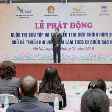 trung bay hon 250 tai lieu hien vat ve di chuc cua chu tich ho chi minh