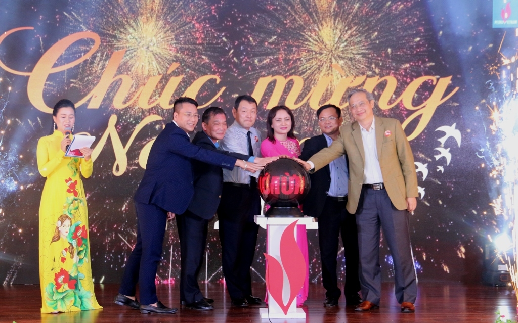 am ap tet sum vay xuan nghia tinh dau khi tai thanh hoa