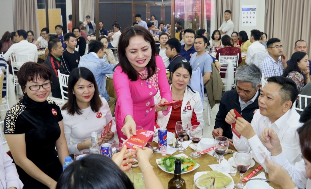 am ap tet sum vay xuan nghia tinh dau khi tai thanh hoa
