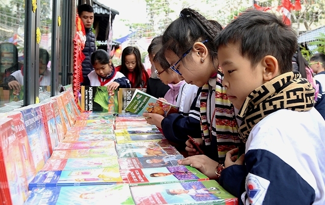 ha noi khai mac pho sach xuan canh ty 2020