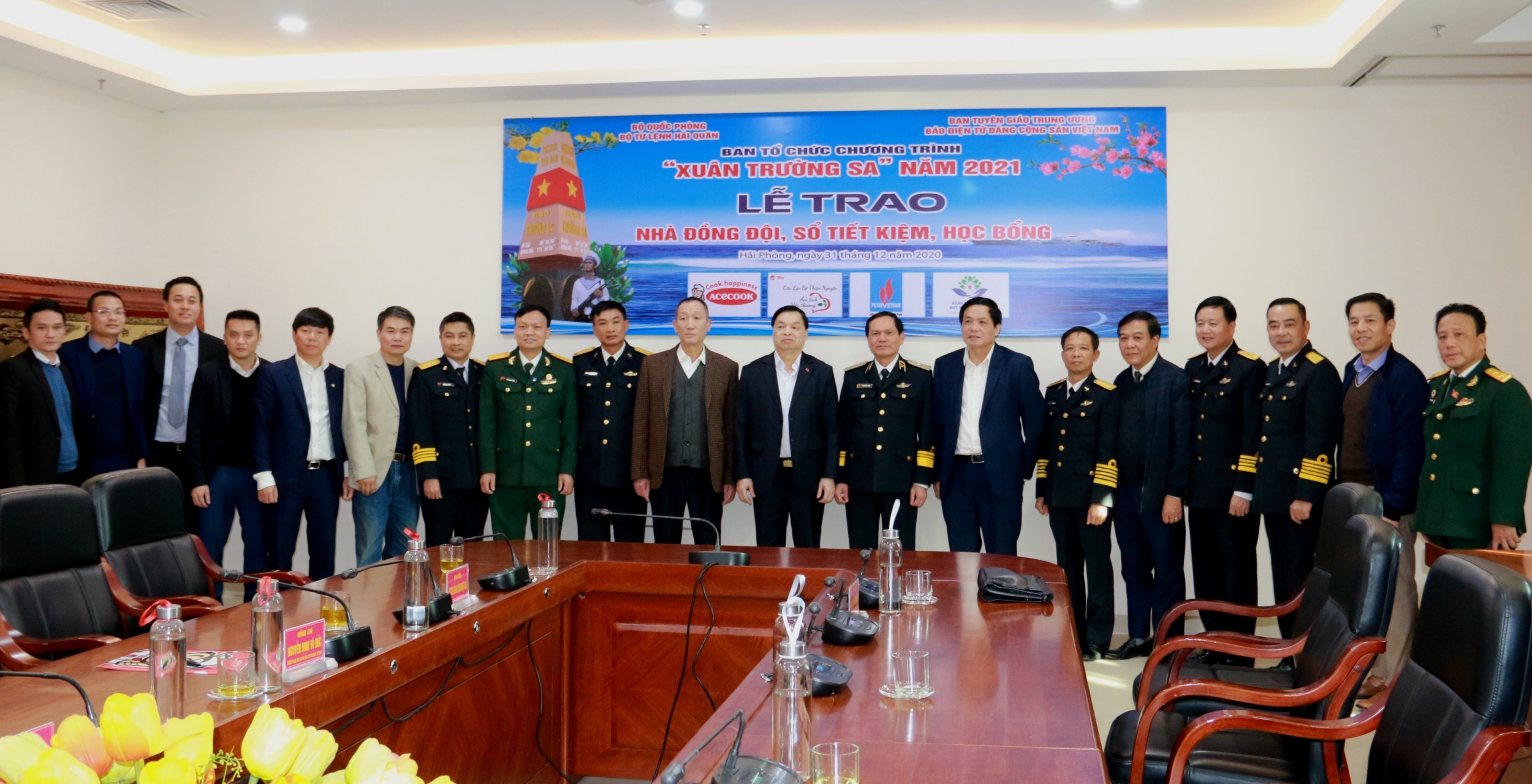 Hội CCB Tập đoàn đồng hành cùng chương trình “Xuân Trường Sa”