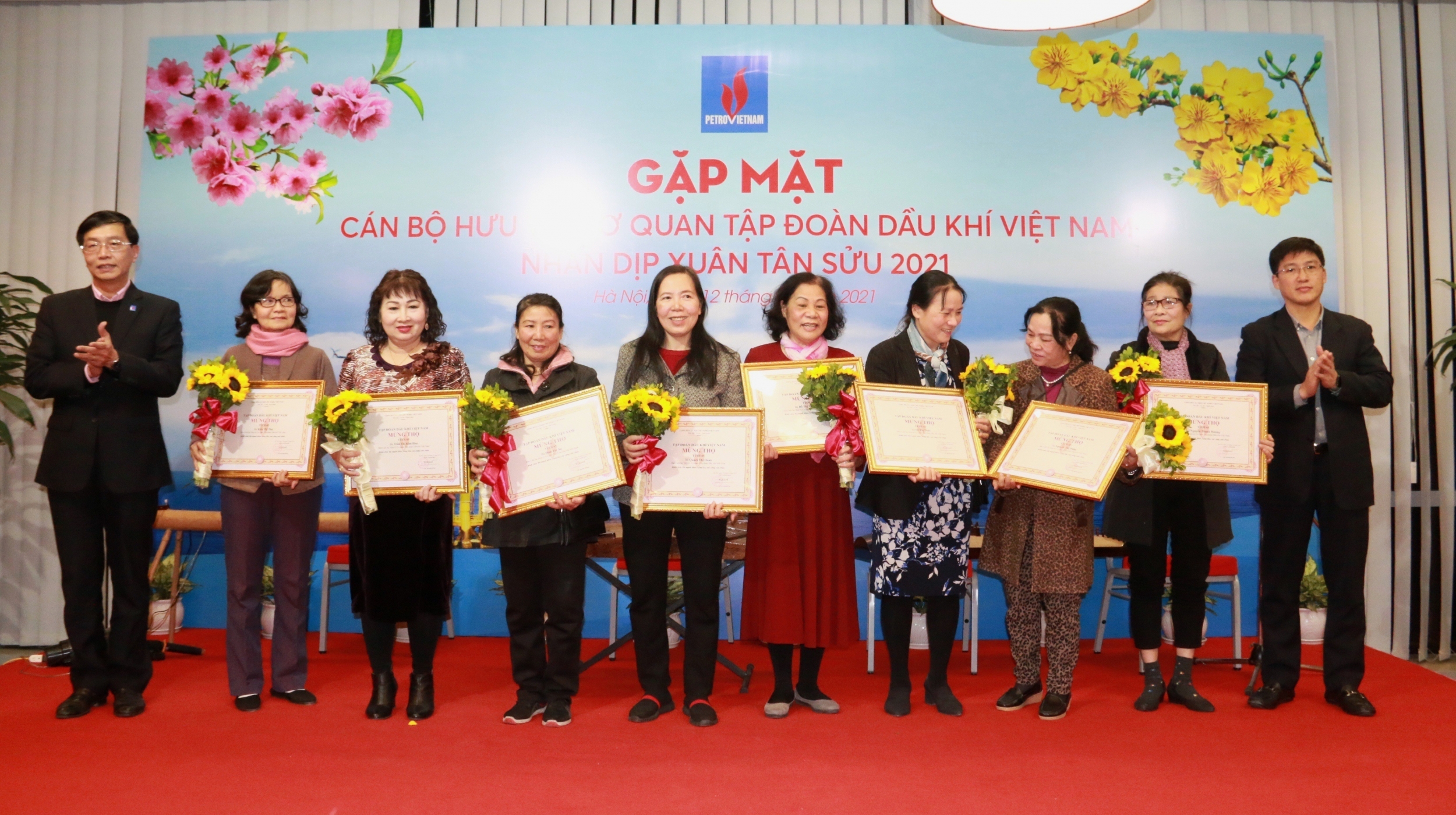 Lãnh đạo Petrovietnam gặp mặt, tri ân cán bộ hưu trí Cơ quan Tập đoàn