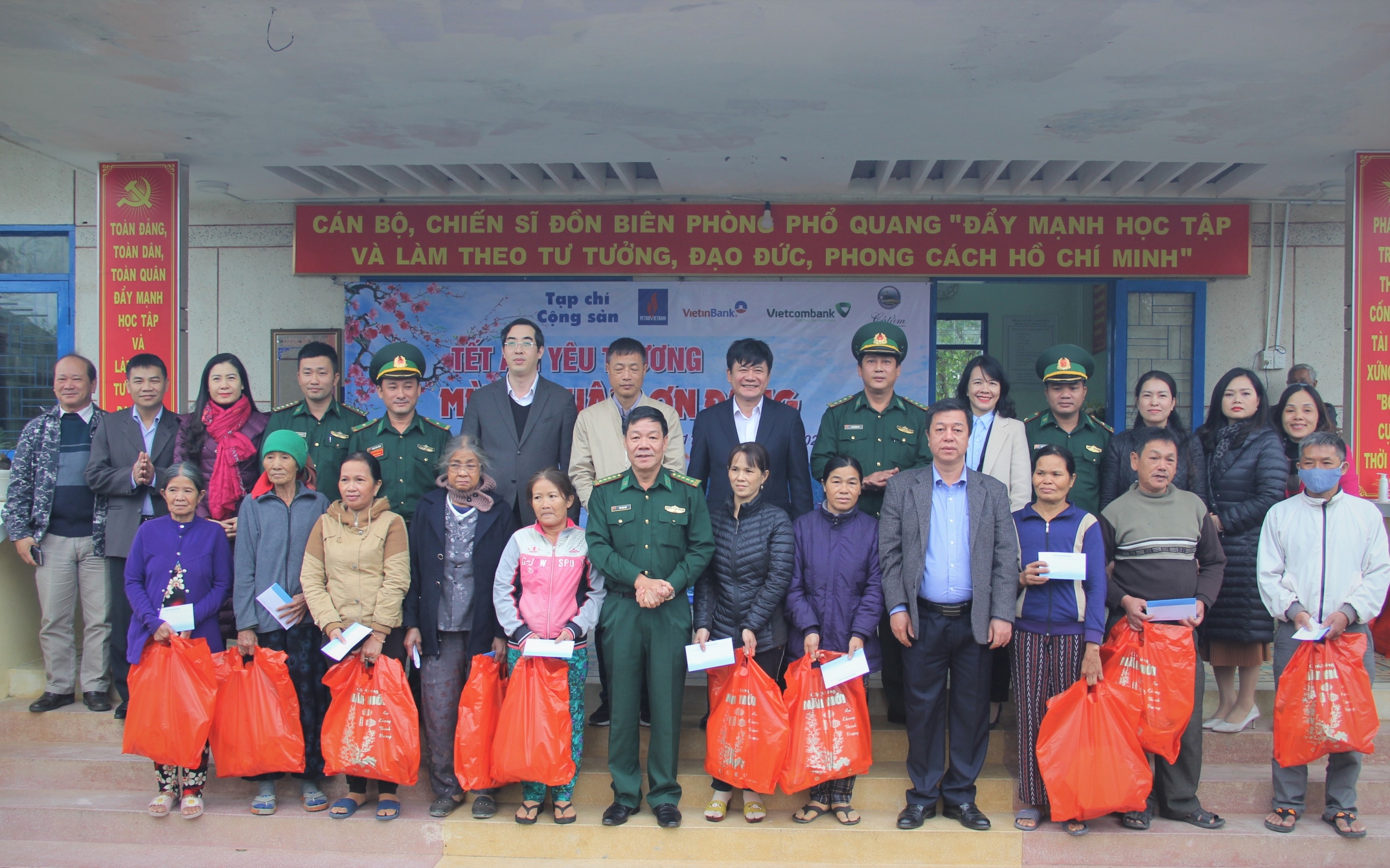 Petrovietnam đồng hành cùng chương trình “Tết ấm yêu thương” năm 2021