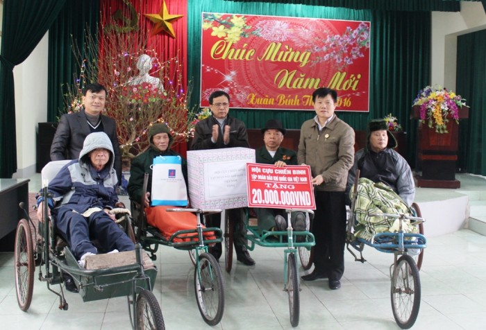 hoi cuu chien binh pvn tang qua tet tai thai binh lao cai