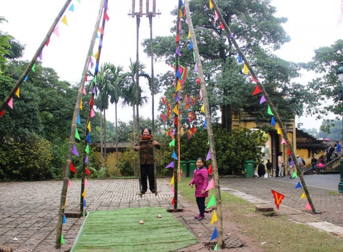 kham pha nha tre mai la giua long thu do