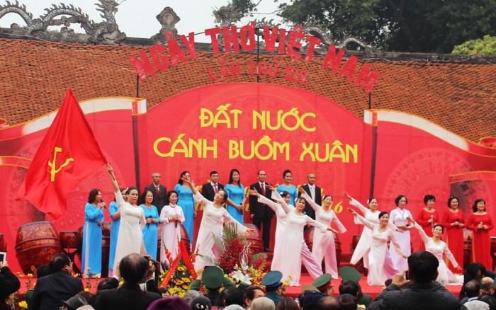 Ngày thơ Việt Nam 2016: Nơi hội ngộ khách thơ ngay tho viet nam 2016 noi hoi ngo khach tho