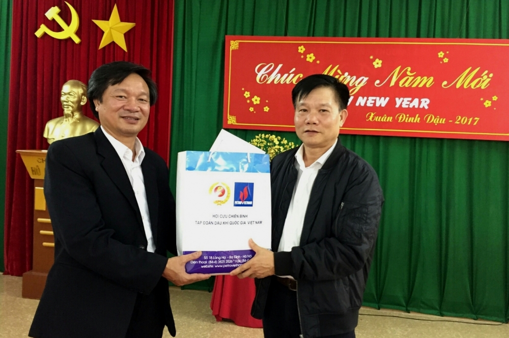 hoi cuu chien binh tap doan tham tang qua tet tai ha nam nam dinh