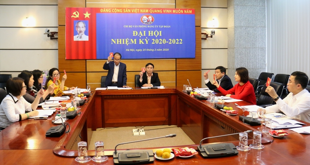 dai hoi chi bo van phong dang uy tap doan nhiem ky 2020 2022
