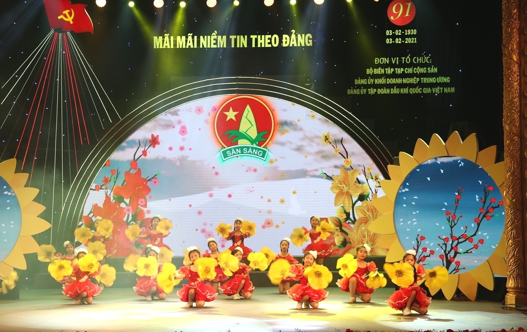 Petrovietnam đồng hành cùng chương trình nghệ thuật “Mãi mãi niềm tin theo Đảng” Petrovietnam đồng hành cùng chương trình nghệ thuật “Mãi mãi niềm tin theo Đảng”