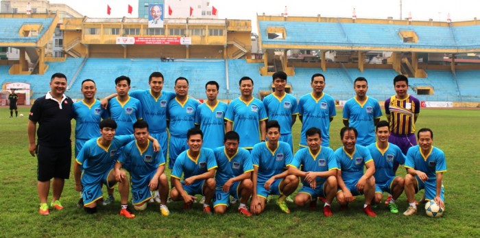 doan thanh nien petrosetco giao huu bong da cung tong cuc an ninh