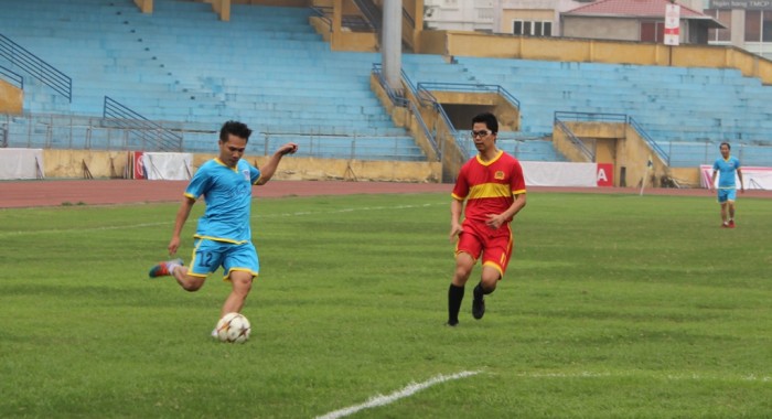 doan thanh nien petrosetco giao huu bong da cung tong cuc an ninh