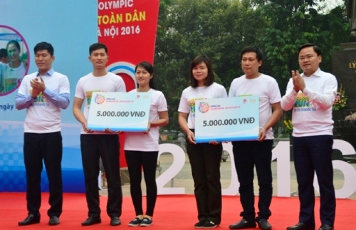 850 cap doi voi duong chay sac mau tuoi tre toi yeu to quoc toi