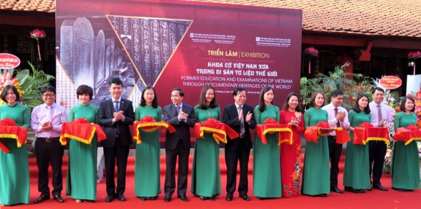 tai hien khoa cu viet nam xua trong di san tu lieu the gioi