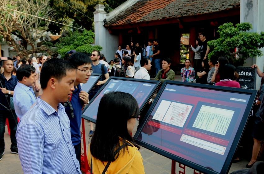 tai hien khoa cu viet nam xua trong di san tu lieu the gioi