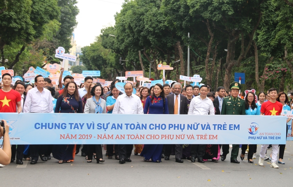 thu tuong phat dong nam an toan cho phu nu va tre em