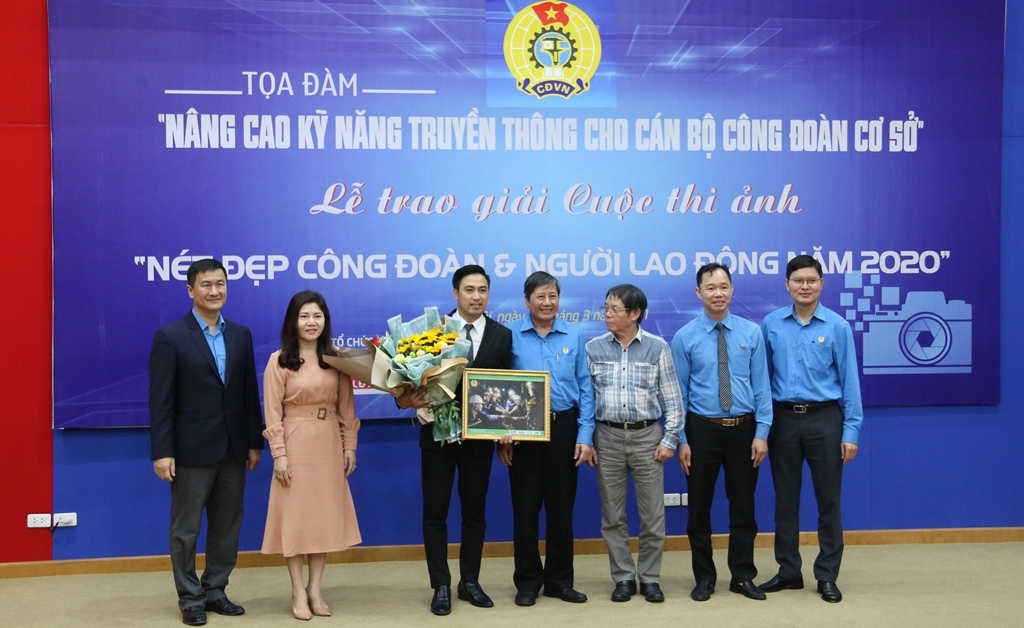 33 tác phẩm xuất sắc đạt giải cuộc thi ảnh “Nét đẹp công đoàn và người lao động”