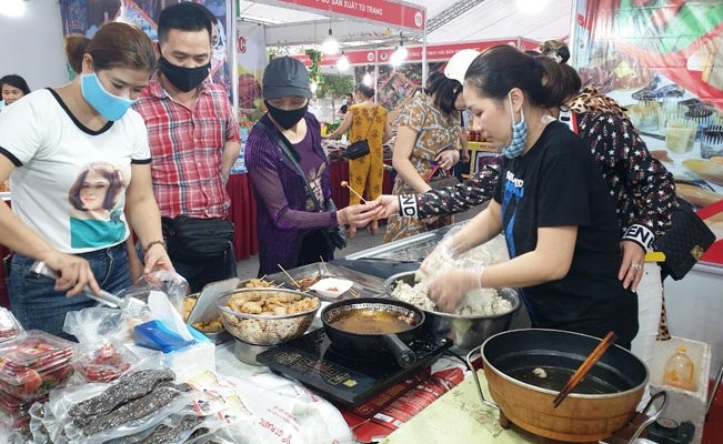 Hơn 100 gian hàng tham gia Tuần hàng Việt thành phố Hà Nội năm 2021