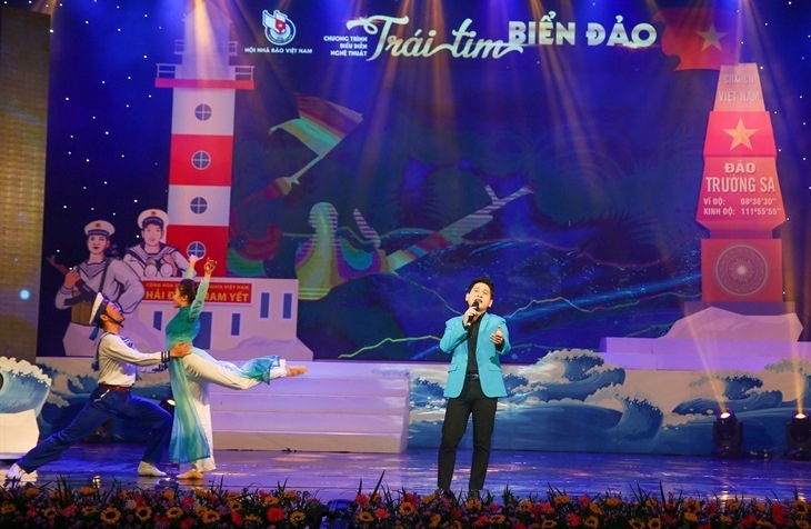 Petrovietnam đồng hành cùng chương trình nghệ thuật “Trái tim biển đảo”